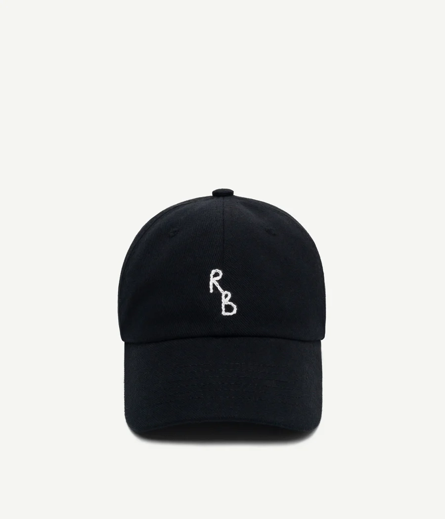 BASEBALL CAP IN BLACK